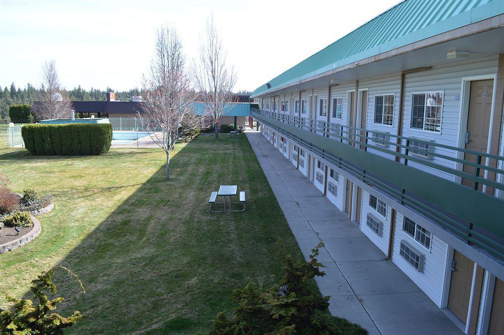Econo Lodge & Suites Spokane Bagian luar foto